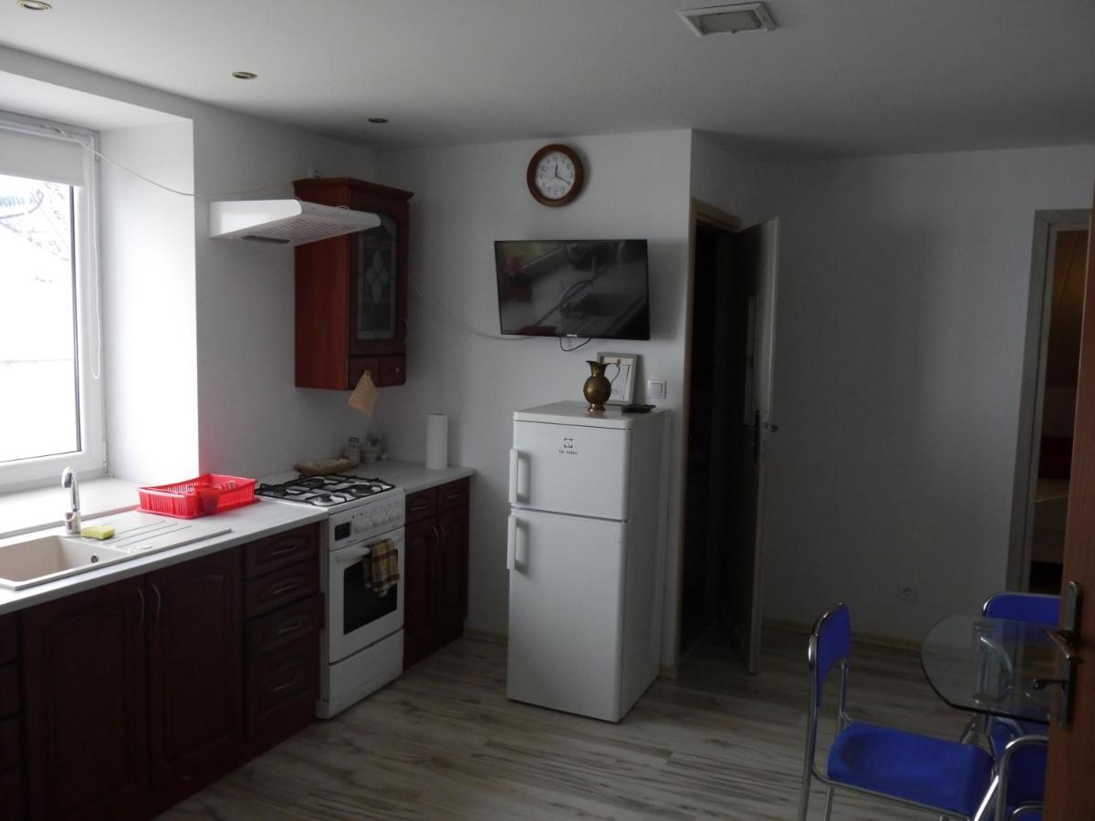 Brama Bieszczad Apartment Lesko Bagian luar foto