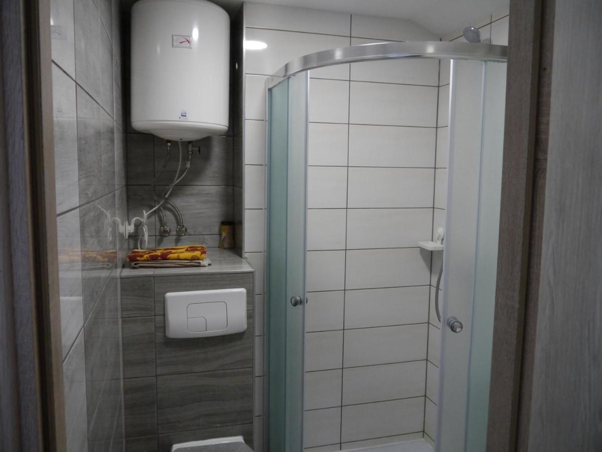Brama Bieszczad Apartment Lesko Bagian luar foto