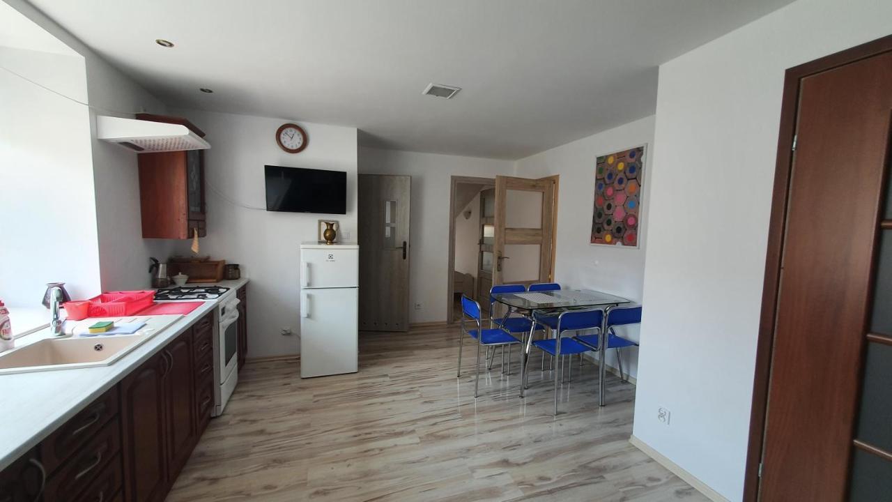 Brama Bieszczad Apartment Lesko Bagian luar foto