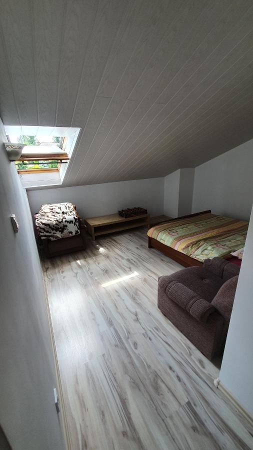 Brama Bieszczad Apartment Lesko Bagian luar foto